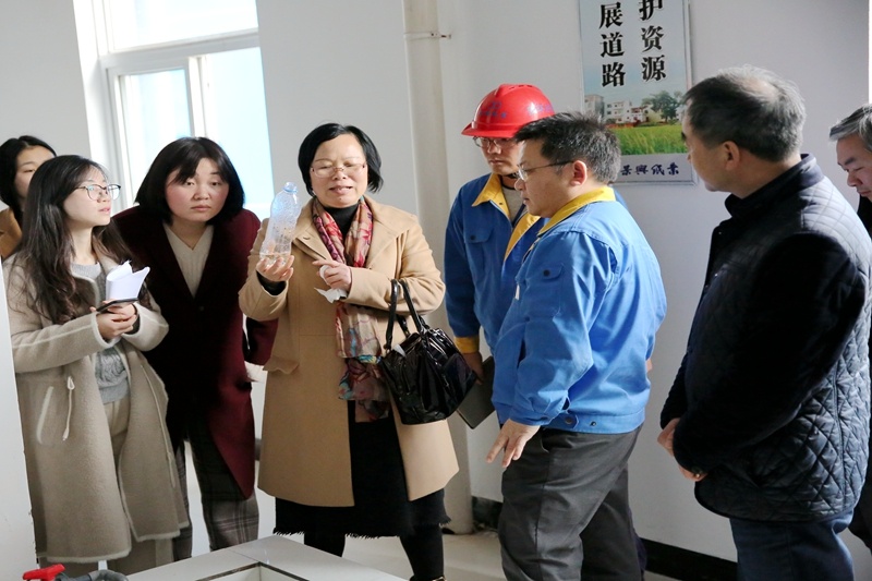 2019年3月8日，时任浙江省水利厅水资源管理处副调研员沈仁英莅临9999js金沙老品牌调研指导